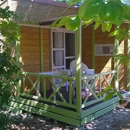 L'hermitage Des 4 Saisons منتزه العطل *